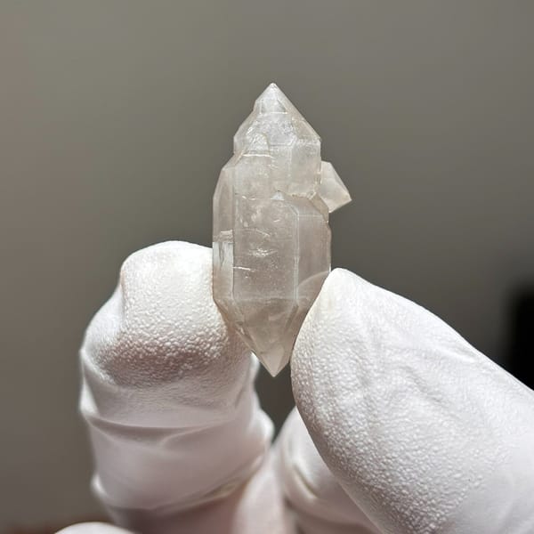 White etched DT Yunnan G — alternate view