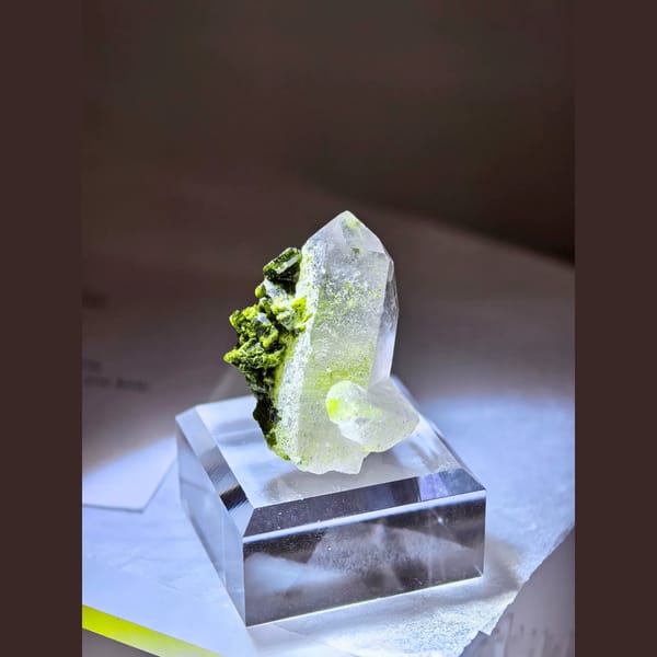 Epidote Included Quartz Crystal — Turkey - alternate view