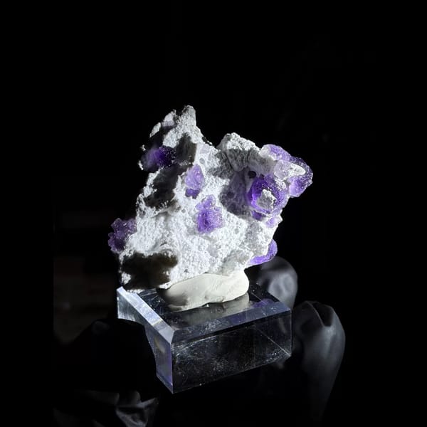 Violet octahedral fluorite on white quartz — alternate view