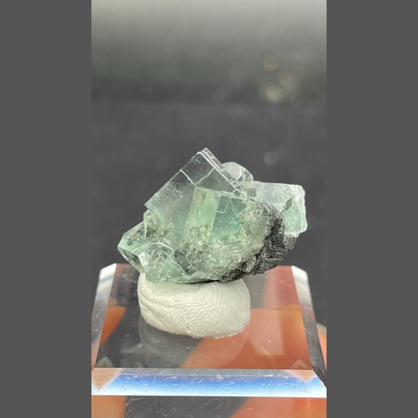 Glassy green blue seaweed fluorite from Hunan — detail view