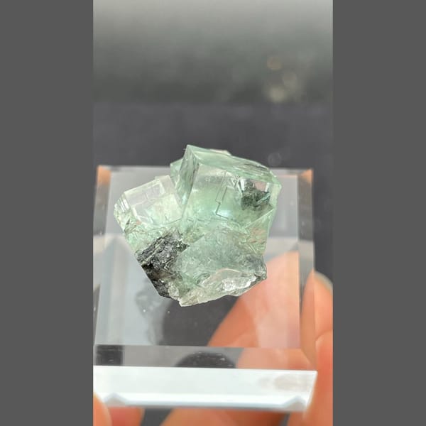 Glassy green blue seaweed fluorite from Hunan — detail view
