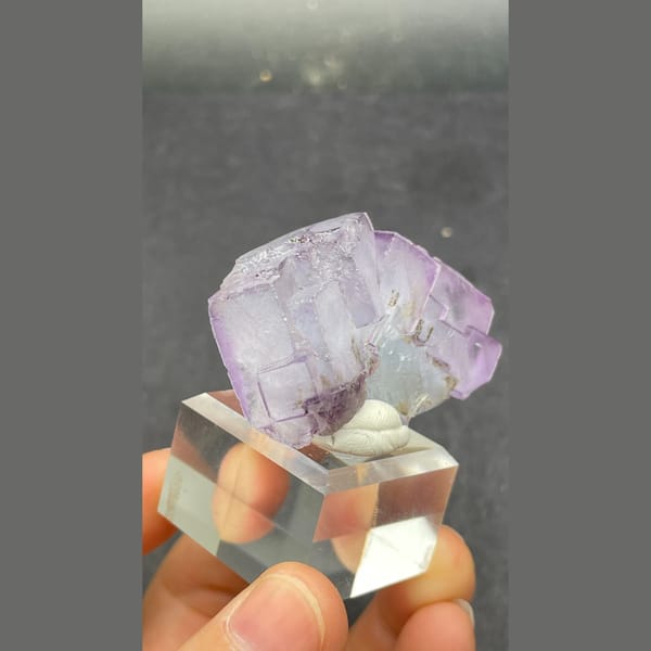 Blue-purple Yaogangxian fluorite — alternate view