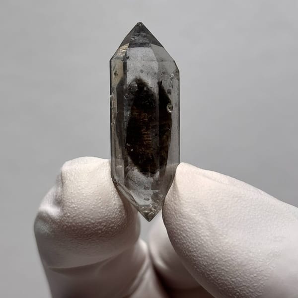 Dt quartz Yunnan 3.5 cm — alternate view