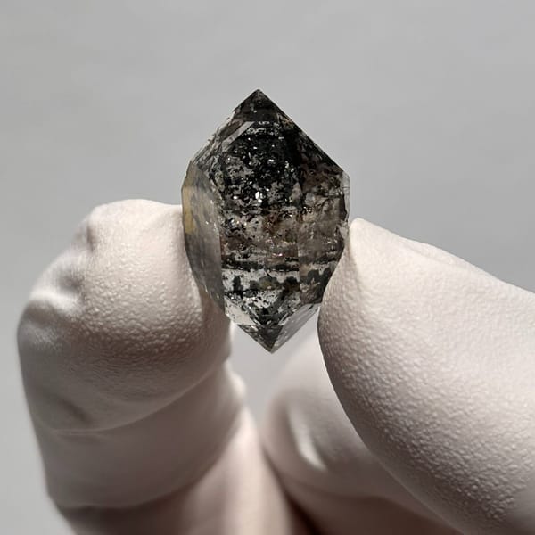 Dt quartz Yunnan 2.3 cm — alternate view