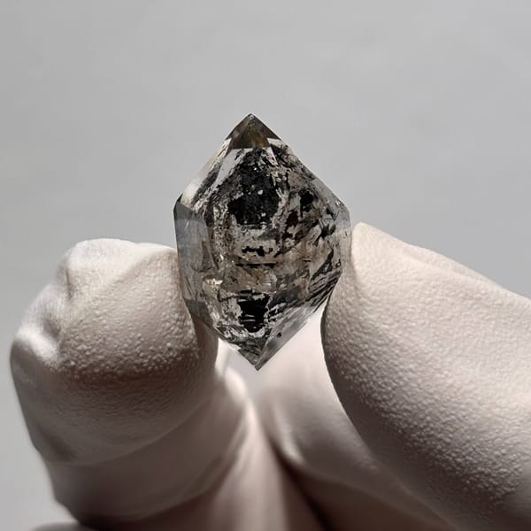 Dt quartz Yunnan 2.3 cm — detail view