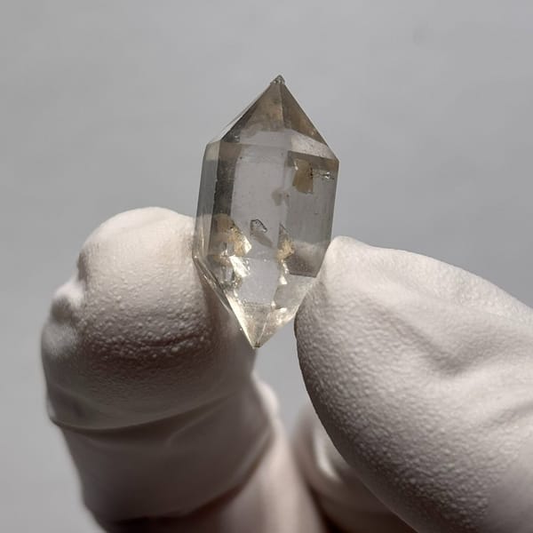 Dt with calcite Yunnan 2.3 cm — alternate view