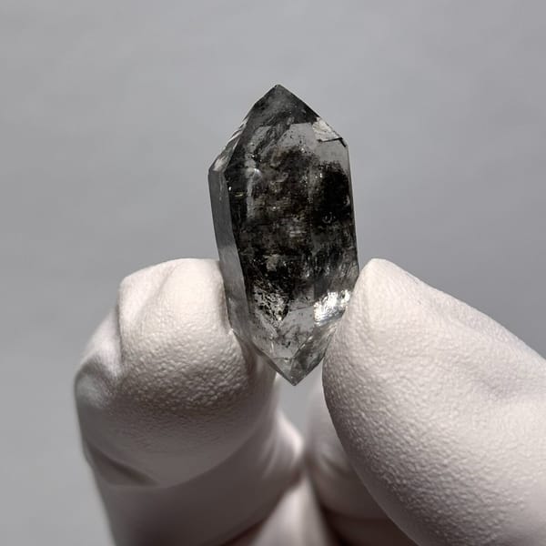 Dt quartz Yunnan 2.6 cm — alternate view