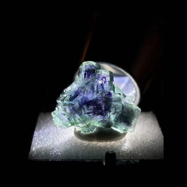 Apple-green floater phantom fluorite — detail view
