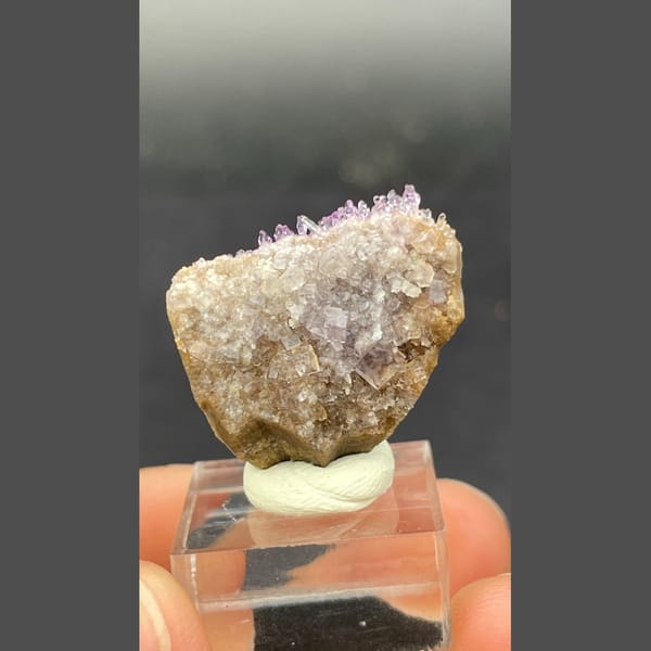 Yttrium fluorite A from Qinglong — complete view