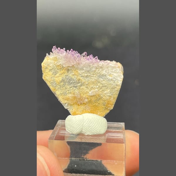 Yttrium fluorite A from Qinglong — detail view
