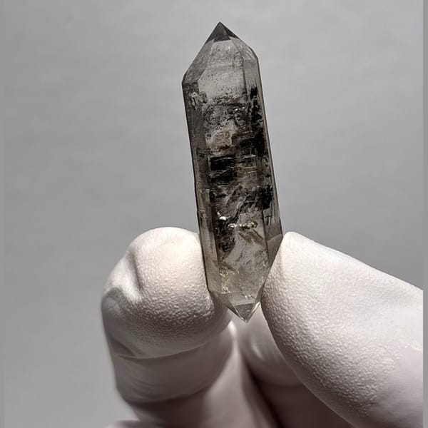 Dt quartz Yunnan 4.3 cm — alternate view
