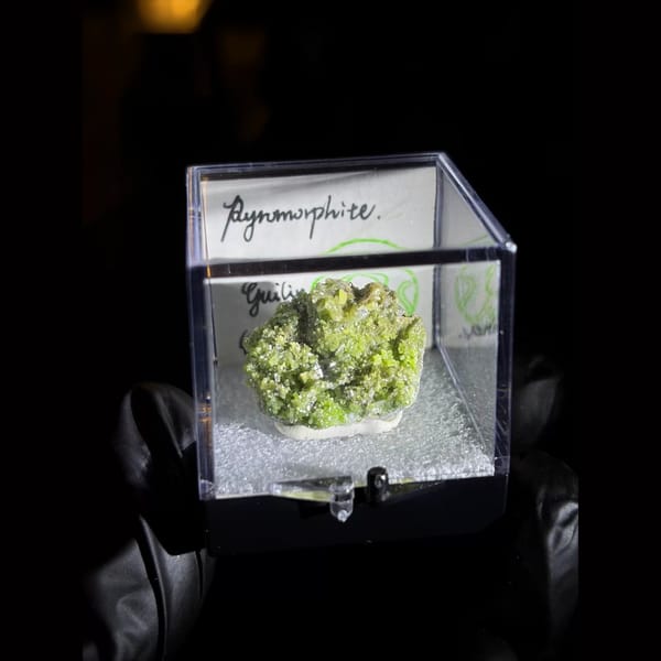 Olive-green pyromorphite from Guilin — detail view