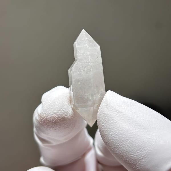 White etched dt Yunnan 3.4 cm — alternate view