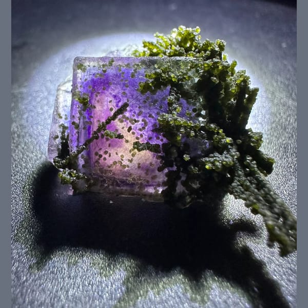 Phantom Fluorite with Chlorite Yaogangxian 2.4 cm — complete view