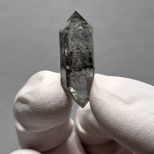 Dt quartz Yunnan 3.1 cm — alternate view