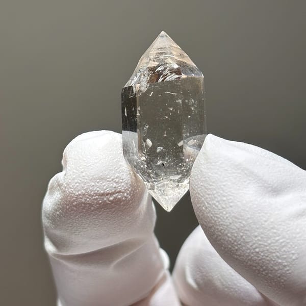 Dt quartz Yunnan 2.9 cm — alternate view