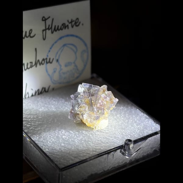 Pale blue-violet fluorite from Suzhou — detail view