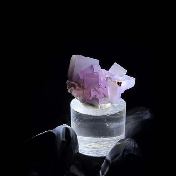 Porcelain-coated purple fluorite from Weishan — alternate view