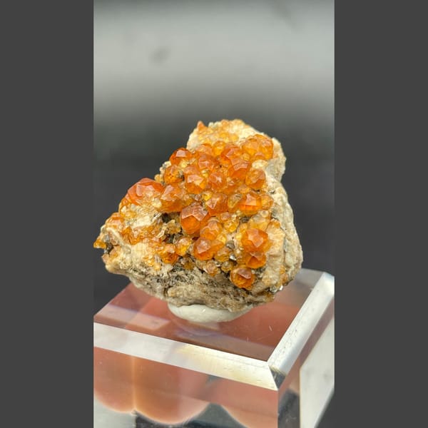 Garnet from Yunxiao Fujian — detail view