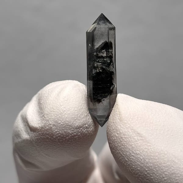 Dt quartz Yunnan 2.5 cm — complete view