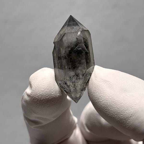 Dt quartz Yunnan 3.4 cm — detail view