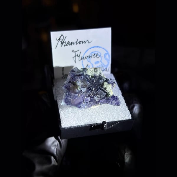 Glassy phantom fluorite from Yindu — alternate view