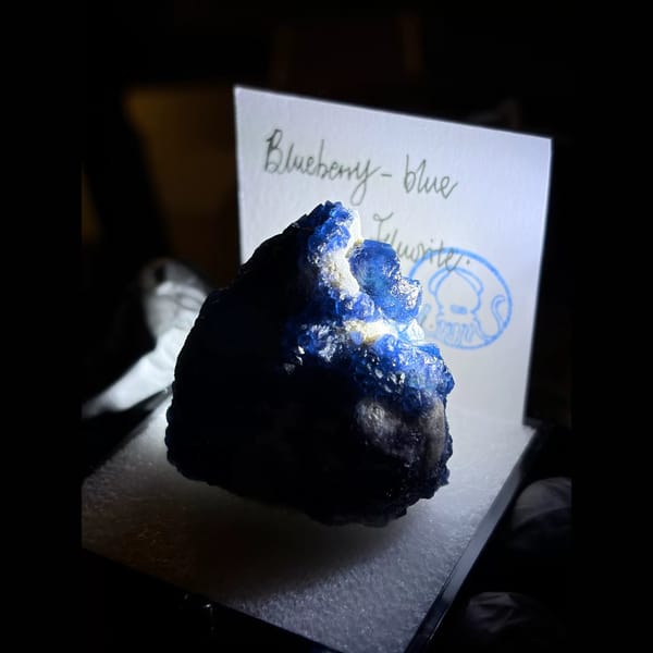 Blueberry blue fluorite from Inner Mongolia — detail view