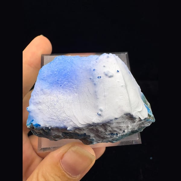 Larger blue allophane plate with frosty white gibbsite from Qinglong — alternate view