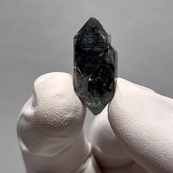Dt quartz Yunnan 2.6 cm — detail view