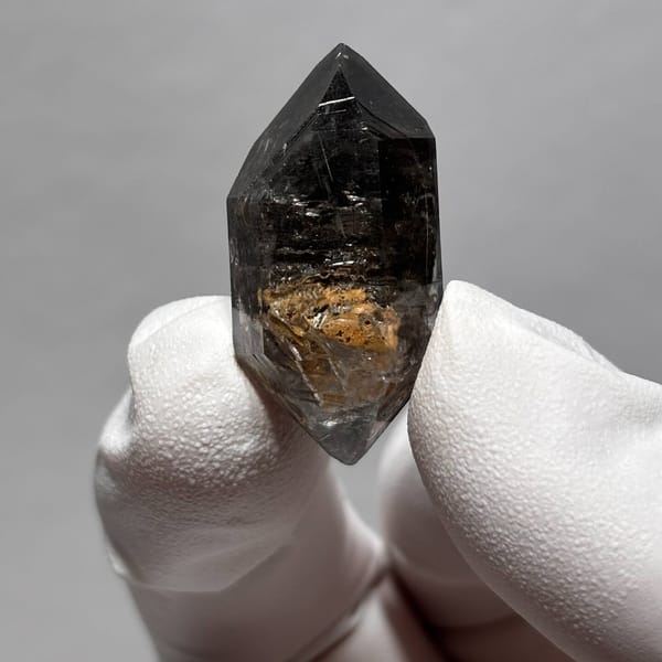 DT quartz yellow clay Yunnan 3.0 cm — detail view
