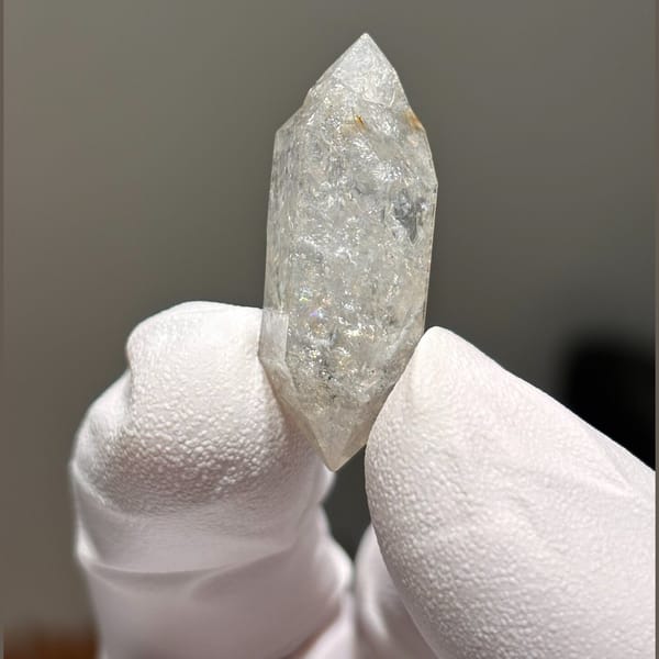 Burst-crystal DT Yunnan 3.1 cm — alternate view