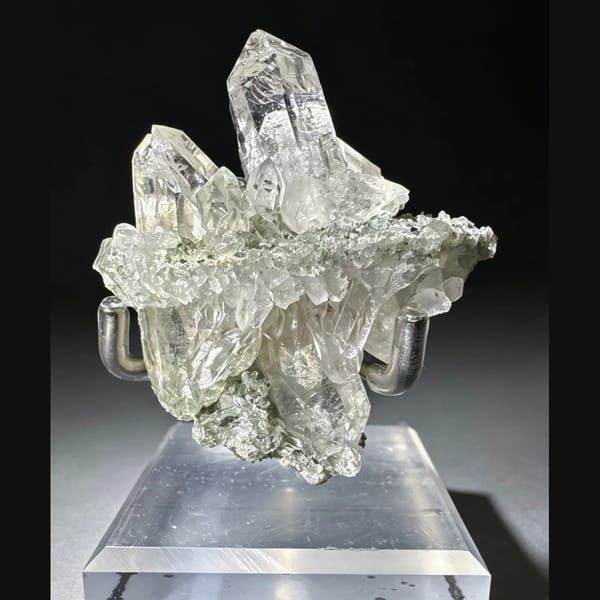 Himalayan Quartz Cluster with Chlorite Pakistan 6.0 cm — detail view