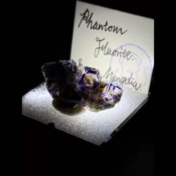 Square purple-core phantom fluorite from Yindu — detail view