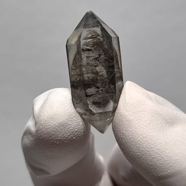 Dt quartz Yunnan 3.1 cm — alternate view