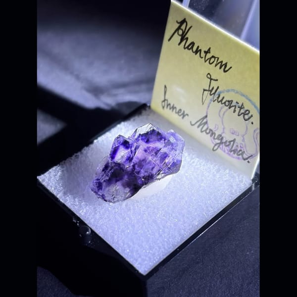 Hollow-frame phantom fluorite — alternate view