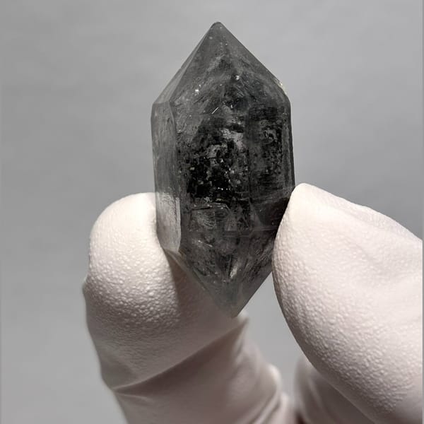 Dt quartz Yunnan 3.5 cm — alternate view