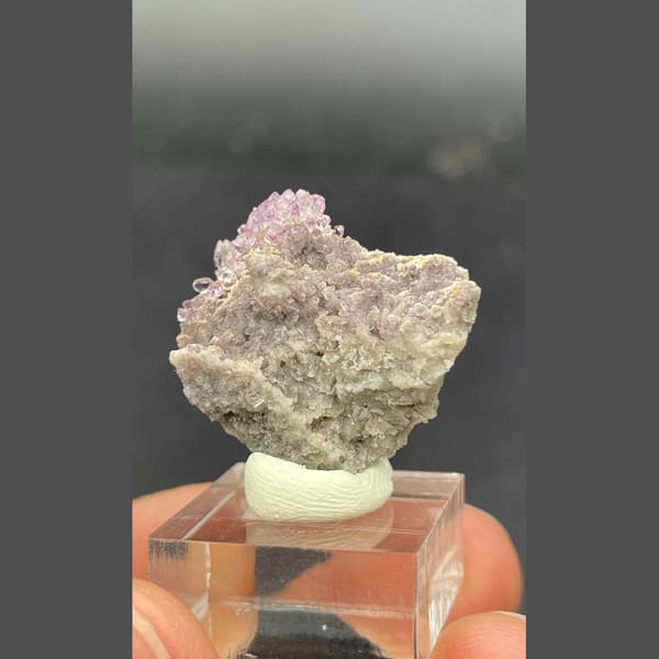 Yttrium fluorite B from Qinglong — detail view