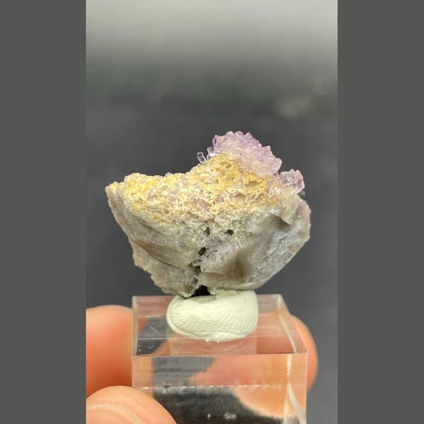 Yttrium fluorite B from Qinglong — detail view
