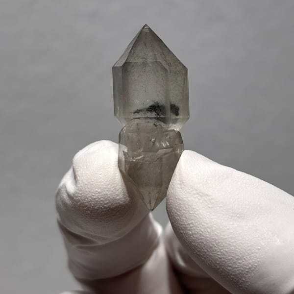 Dt quartz Yunnan 3.6 cm — detail view