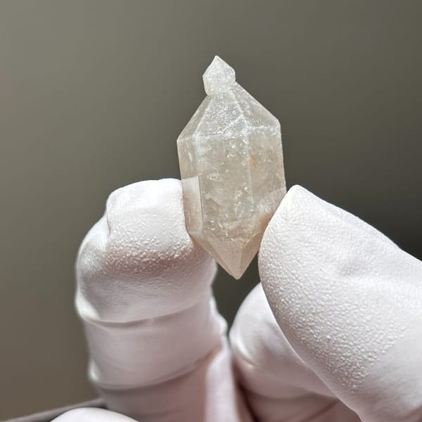 Dt quartz Yunnan 2.9 cm — alternate view