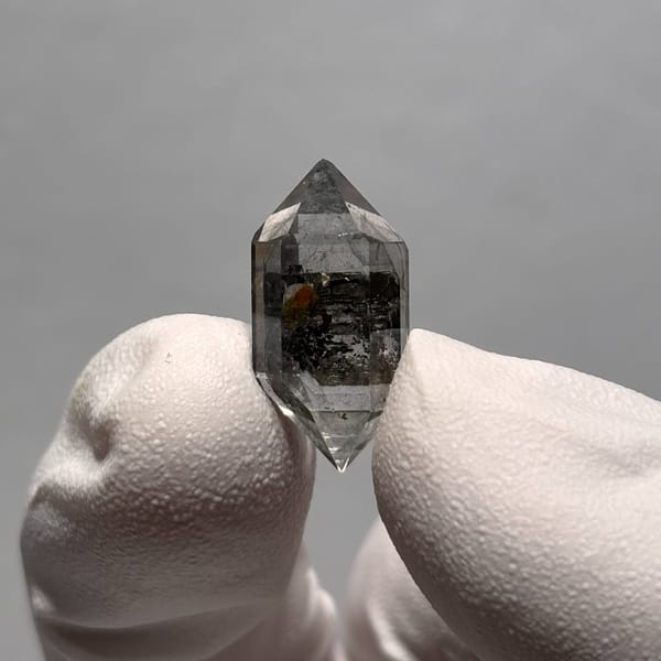 Phantom etched dt Yunnan 2.0 cm — alternate view