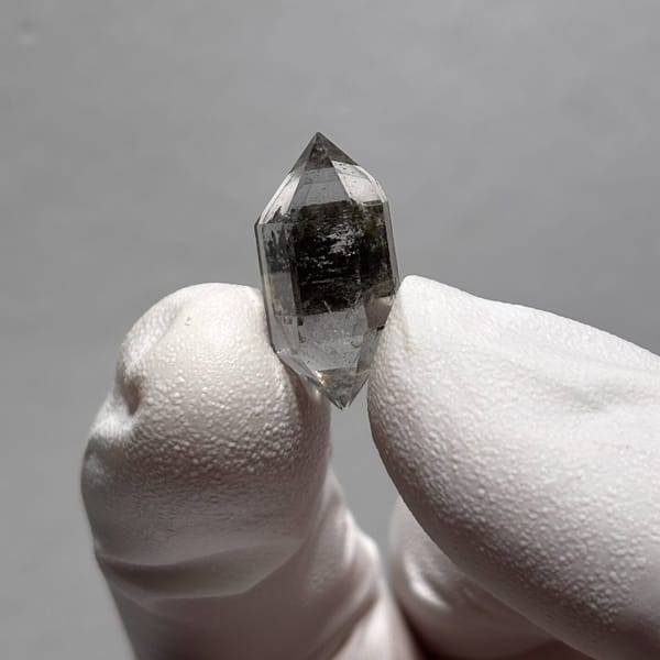 Phantom etched dt Yunnan 2.0 cm — detail view