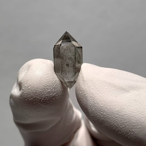 Phantom etched dt Yunnan 1.8 cm — complete view