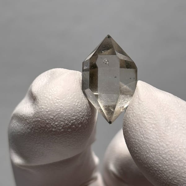 Negative-Crystal DT Quartz Yunnan 1.9 cm — complete view