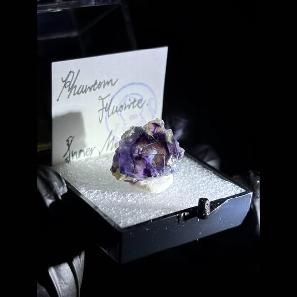 Nested square phantom fluorite from Yindu — alternate view