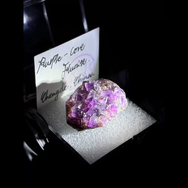 Purple-core fluorite from Chengde — alternate view