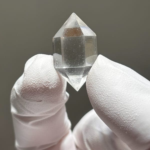 Well-Formed DT Quartz Yunnan 2.5 cm — complete view