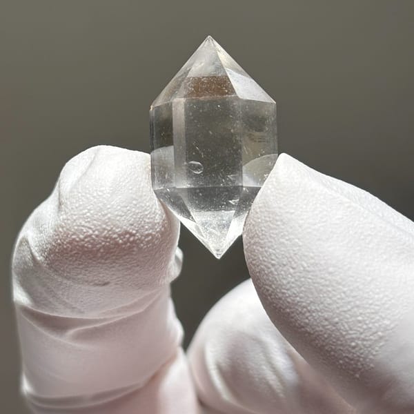Well-Formed DT Quartz Yunnan 2.5 cm — alternate view