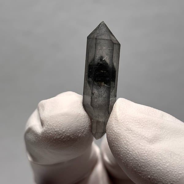 Sketch Phantom DT Quartz Yunnan 3.0 cm — detail view