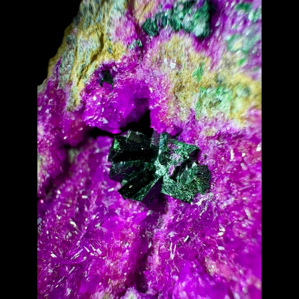 Cobaltoan Calcite with Libethenite DR Congo 4.3 cm — detail view